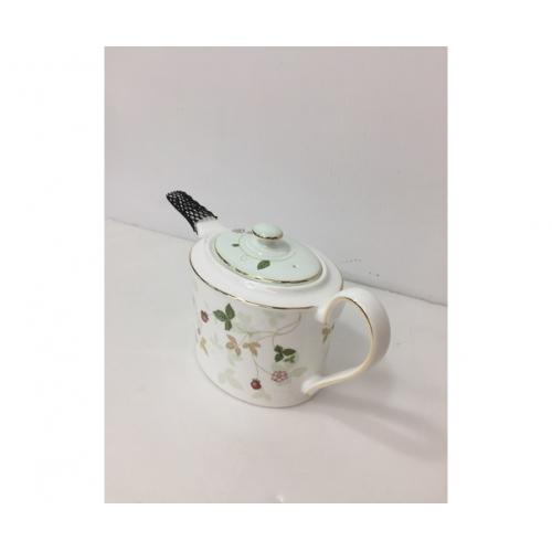 Wedgwood (ウェッジウッド) ティーポット 【岸和田店】