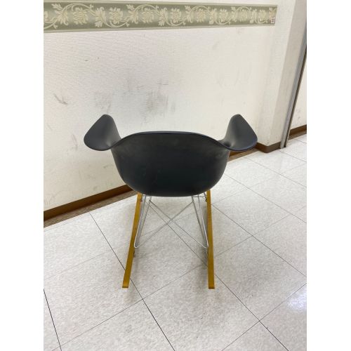 Herman Miller (ハーマンミラー) ロッキングシェルチェア ブラック Eames Molded Plastic Arm Shell Chair ロッカーベース