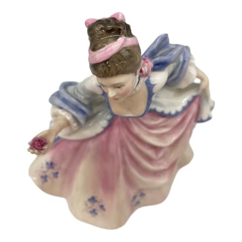 ROYAL DOULTON (ロイヤルドルトン) フィギュリン レベッカ HN2805