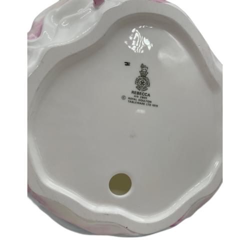 ROYAL DOULTON (ロイヤルドルトン) フィギュリン レベッカ HN2805