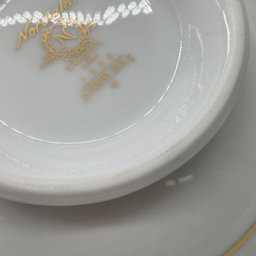 Noritake (ノリタケ) シュガーポット ホワイト×ネイビー 金彩 SICILIAN BLUE