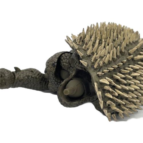 【美品】海洋堂 特撮リボルテック021 アンギラス 海洋堂 (カイヨウドウ) フィギュア 特撮リボルテック アンギラス