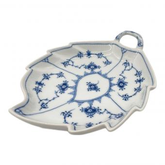 ROYAL COPENHAGEN (ロイヤル・コペンハーゲン) リーフディッシュ ホワイト×ブルー リーフプレート ブルーフルーテッド