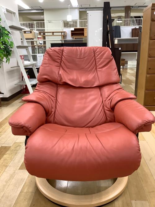 Ekornes (エコーネス) ストレスレスチェア オレンジレッド 231 オットマン付 レノ