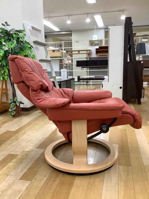 Ekornes (エコーネス) ストレスレスチェア オレンジレッド 231 オットマン付 レノ