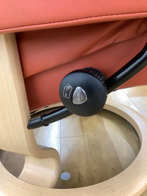 Ekornes (エコーネス) ストレスレスチェア オレンジレッド 231 オットマン付 レノ