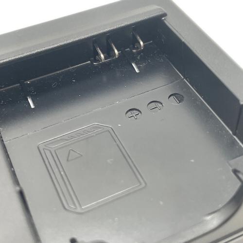 Panasonic (パナソニック) コンパクトデジタルカメラ FX77 -