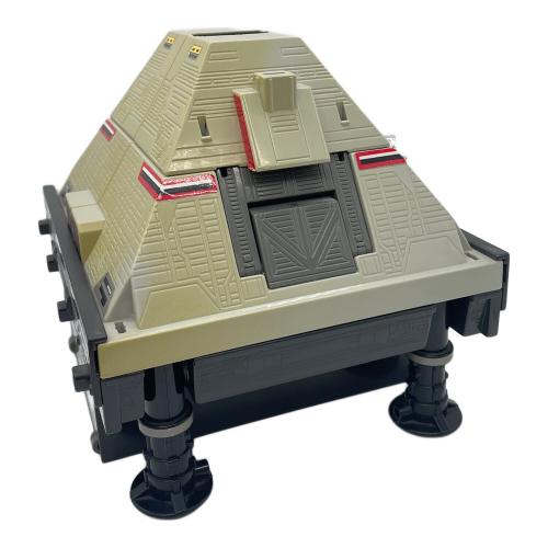 BANDAI (バンダイ) ウルトラマン 箱ヤブレ有 組立品 DX TPC極東本部基地ダイブハンガー