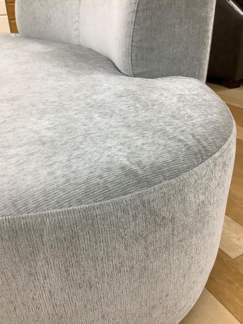 Moule 2.5人掛けソファー ライトグレー ディノス取扱 83 ファブリック