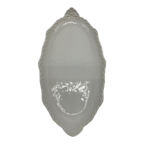 ROYAL COPENHAGEN (ロイヤル・コペンハーゲン) プレート ホワイトフルーテッド・ハーフレース