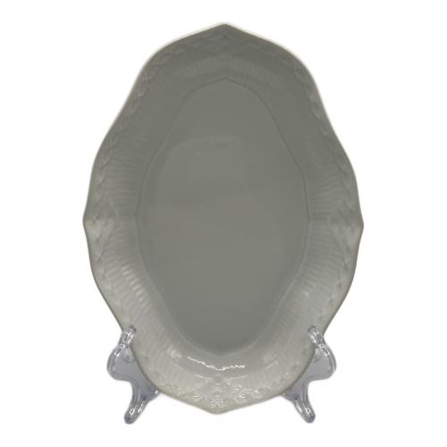 ROYAL COPENHAGEN (ロイヤル・コペンハーゲン) プレート ホワイトフルーテッド・プレイン ピックルデッシュ