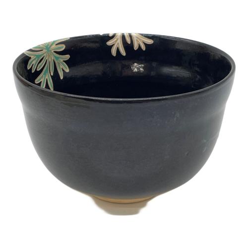 抹茶碗 ブラック 英香 色絵海松貝▲