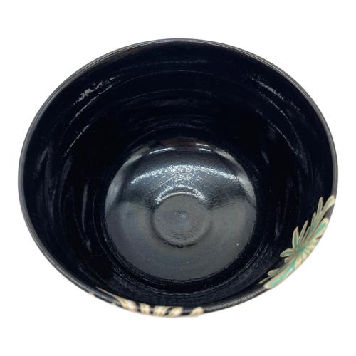 抹茶碗 ブラック 英香 色絵海松貝▲