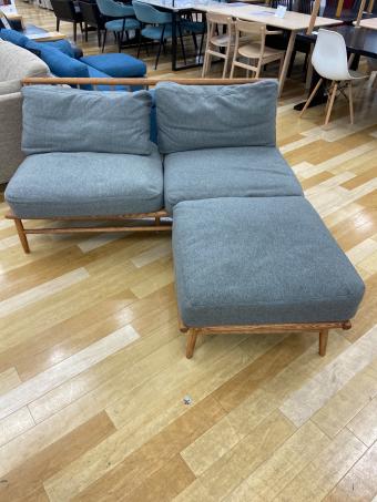 MOMO natural (モモナチュラル) 2人掛けソファー グレー 305 オットマン付 ファブリック CLOUD