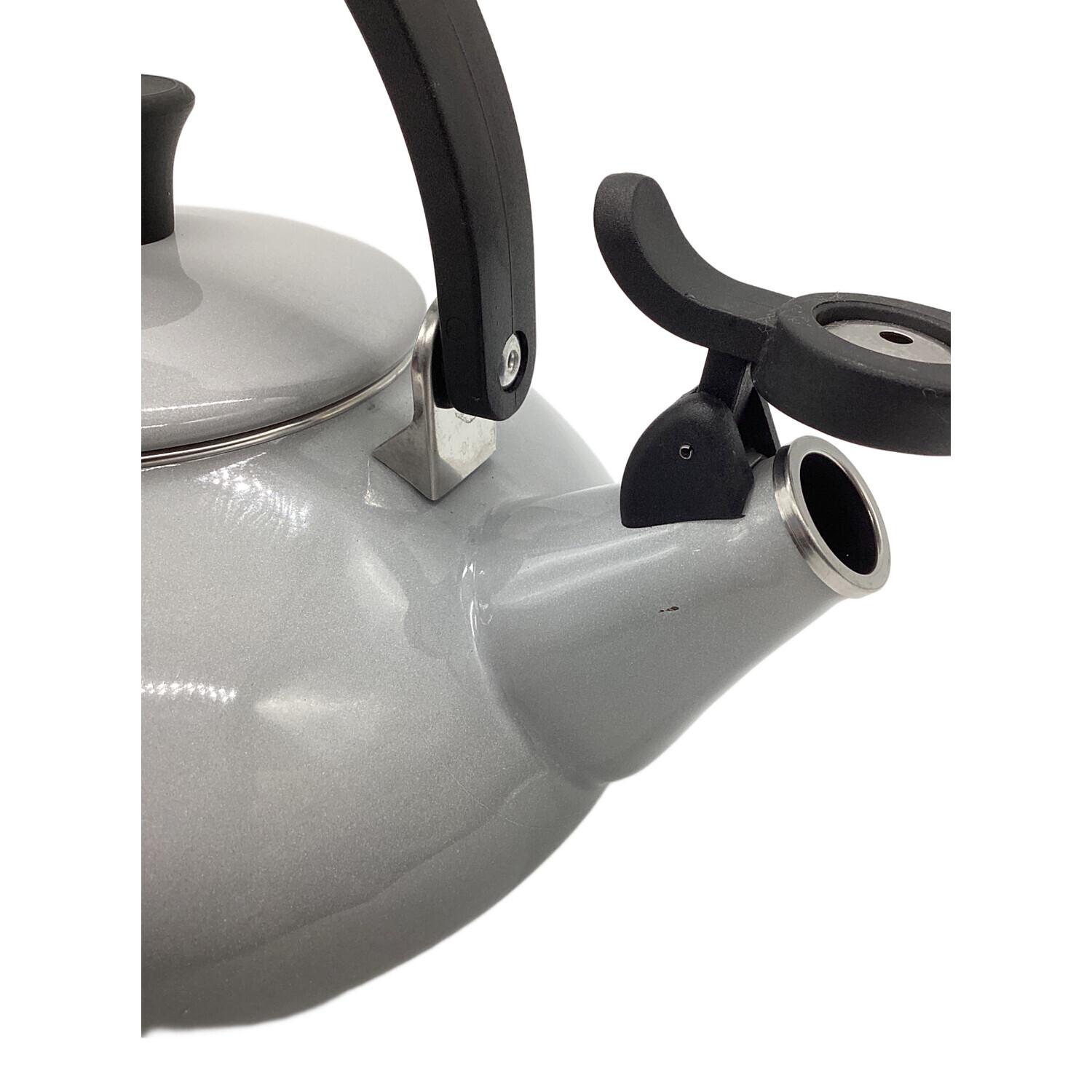 LE CREUSET (ルクルーゼ) ケトル グレー Zen Enamel-On-Steel