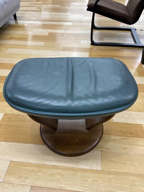 karimoku (カリモク) オットマン グリーン 71 総革