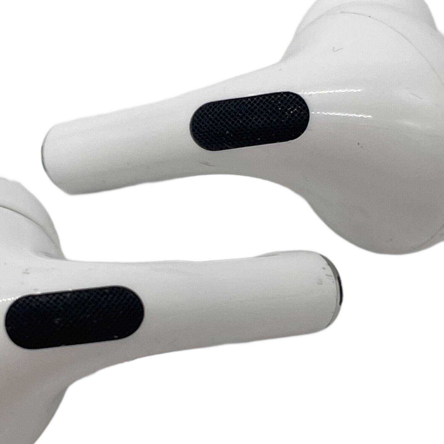 Apple (アップル) AirPods Pro(第2世代) ネーム刻印入り A2968 USB