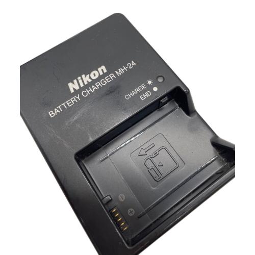 Nikon 一眼レフカメラ ダブルズームキット