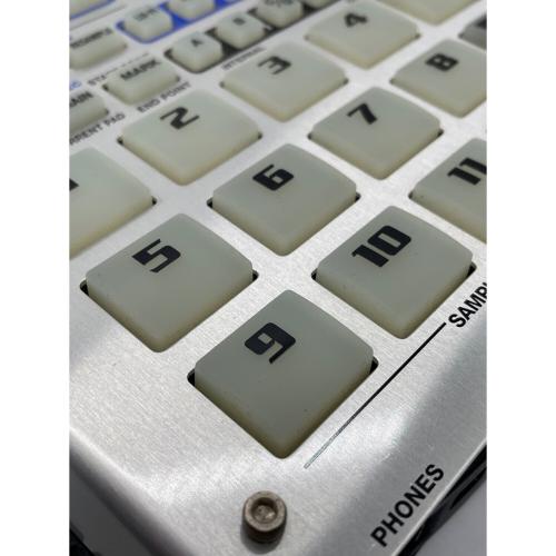 ROLAND (ローランド) サンプラー @ SP-404 通電確認のみ 日本製 BV40500