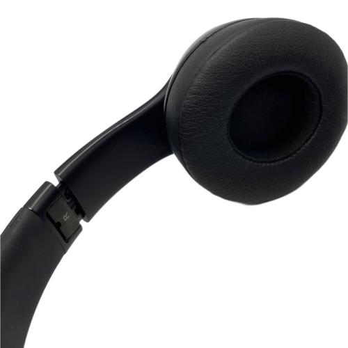 ワイヤレスヘッドホン BEATS SOLO3