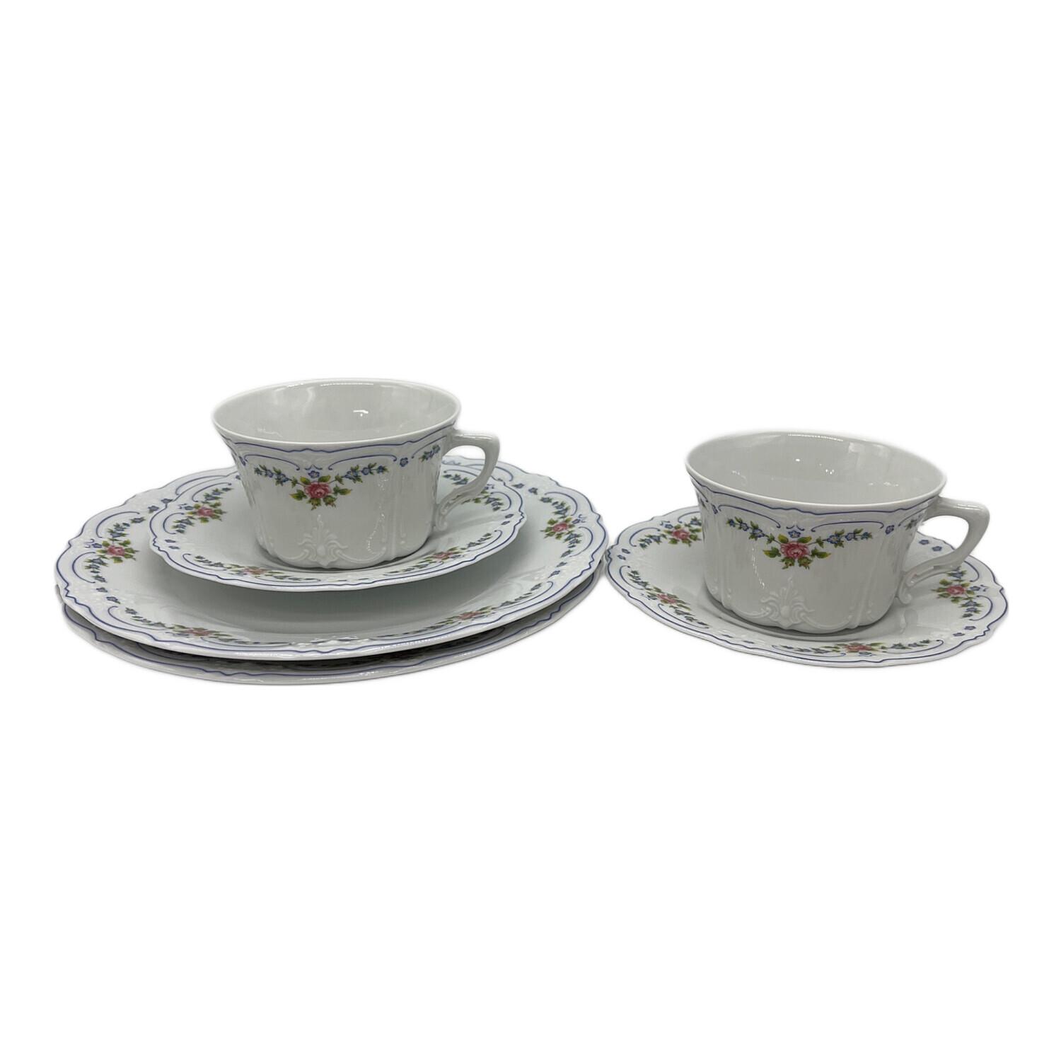 新品箱つきフッチェンロイターイザベル カップ＆ソーサーケーキ皿のペアティーセット HUTSCHEN REUTHER (フッチェンロイター) カップ&ソーサー △ イザベル