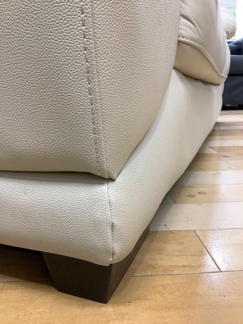 ニトリ 2人掛けソファー アイボリー