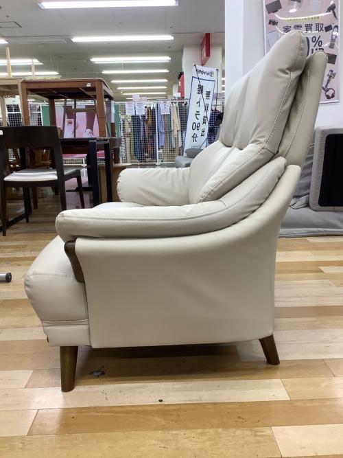 ニトリ 2人掛けソファー コウテイ3 143 ホワイト