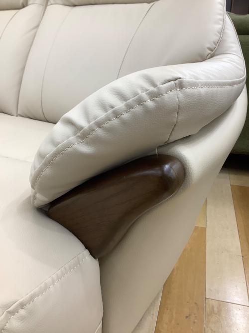 ニトリ 2人掛けソファー コウテイ3 143 ホワイト