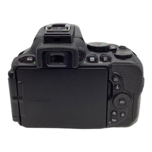 Nikon (ニコン) デジタル一眼レフカメラ D5500 ダブルズームキット