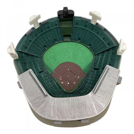 希少【2個セット】阪神甲子園球場 2009 模型 リニューアル前後 ジオラマ 阪神甲子園球場 ジオラマ 2009年リニューアル｜トレファクONLINE