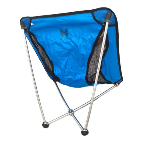 ALITE (エーライト) モナーク チェア ブルー×レッド シミ有