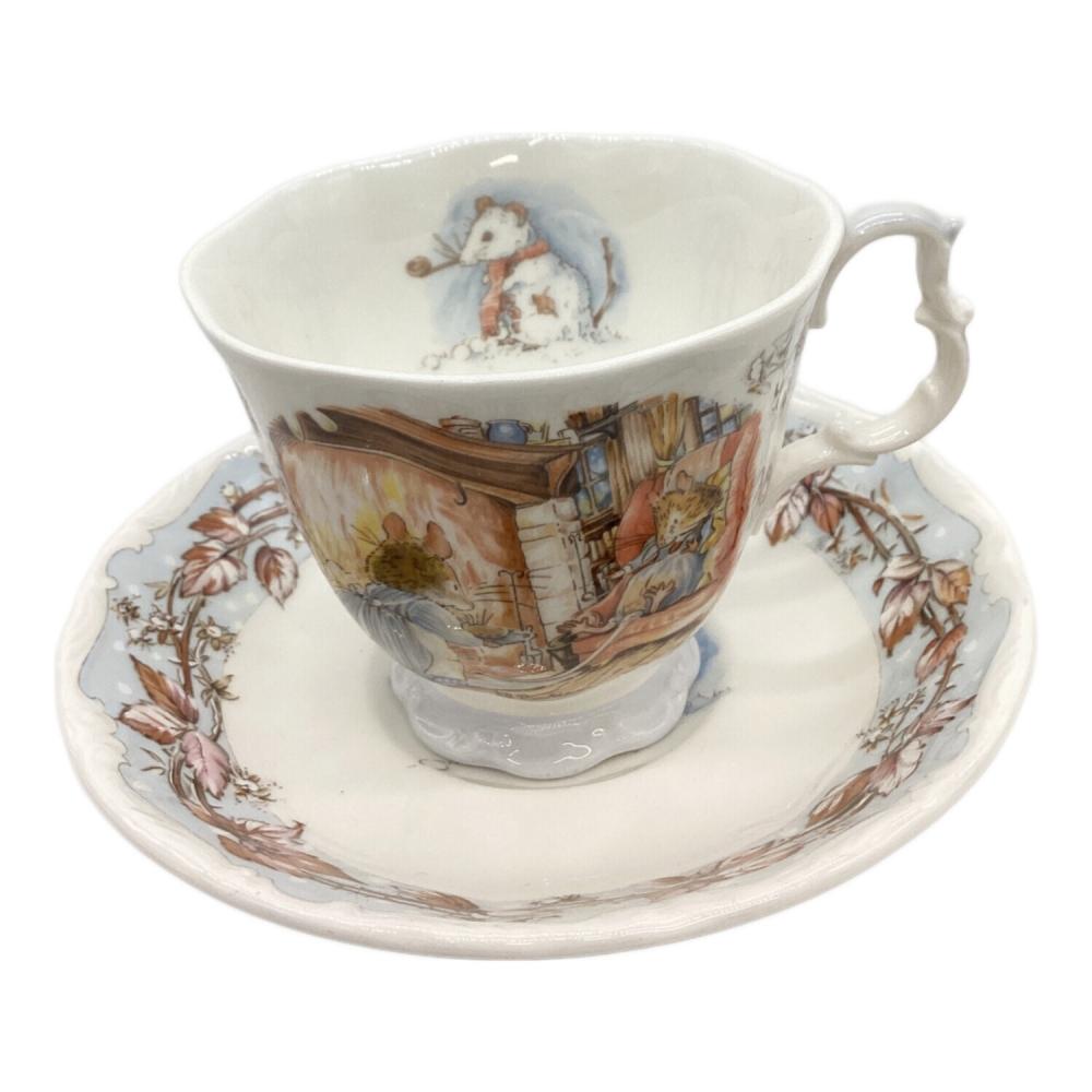 ROYAL DOULTON (ロイヤルドルトン) カップ&ソーサー ブランブリー