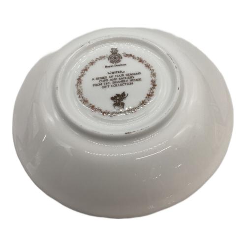 ROYAL DOULTON (ロイヤルドルトン) カップ&ソーサー ブランブリーヘッジ ウィンター