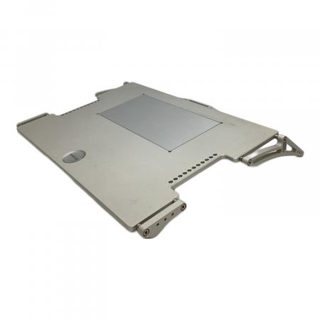 バルミューダ X-Base 15 PC冷却スタンド BALMUDA BALMUDA designのMacBook Pro冷却台「X-Base 15」 | インテリアくりっ