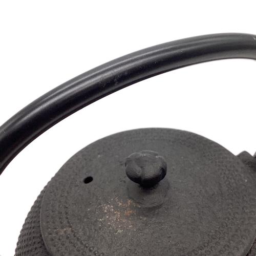 南部鉄器 (ナンブテッキ) 鉄瓶 まろみアラレ及源鋳造