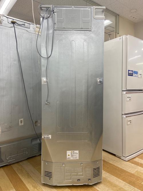 MITSUBISHI (ミツビシ) 3ドア冷蔵庫 MR-C33G-W1 2022年製 内部パーツ淵ワレ有279 330L