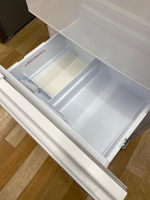 MITSUBISHI (ミツビシ) 3ドア冷蔵庫 MR-C33G-W1 2022年製 内部パーツ淵ワレ有279 330L