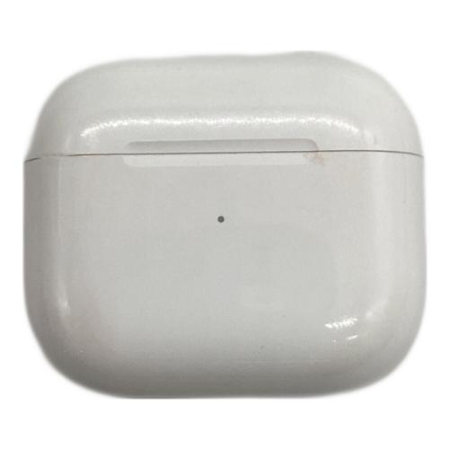Apple (アップル) AirPods(第3世代) A2565、A2564 ケース変色・ヨゴレ有