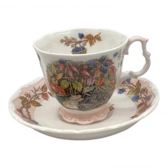 ROYAL DOULTON (ロイヤルドルトン) カップ&ソーサー ▲ Brambly Hedge Autumn