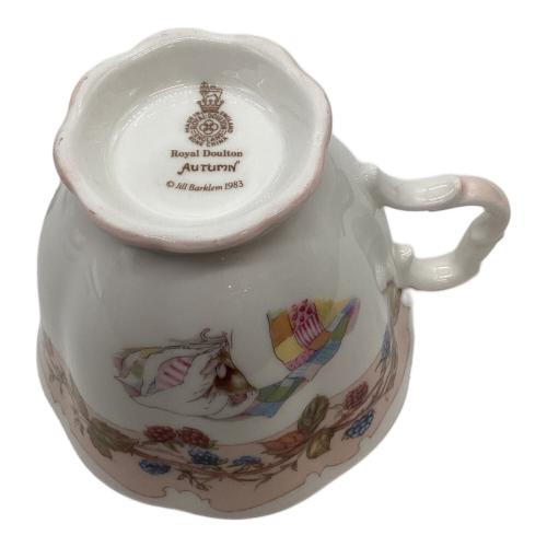 ROYAL DOULTON (ロイヤルドルトン) カップ&ソーサー ▲ Brambly Hedge Autumn