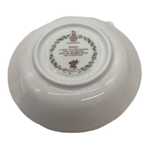 ROYAL DOULTON (ロイヤルドルトン) カップ&ソーサー ▲ Brambly Headge Spring