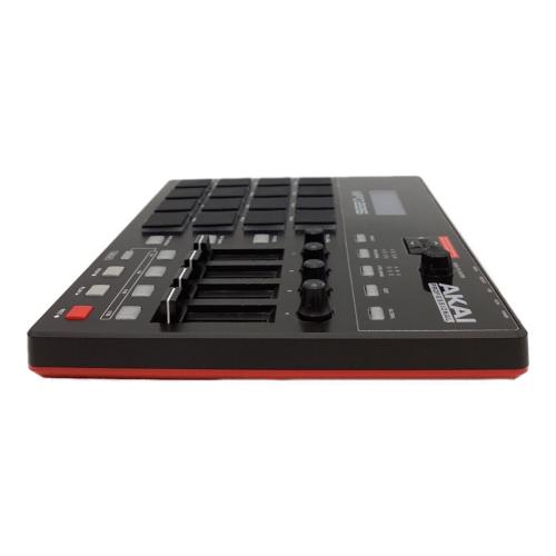 AKAI (アカイ) MIDIパッドコントローラー MPD226