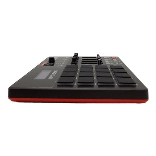 AKAI (アカイ) MIDIパッドコントローラー MPD226