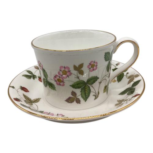 Wedgwood (ウェッジウッド) カップ&ソーサー ▲ ワイルドストロベリー