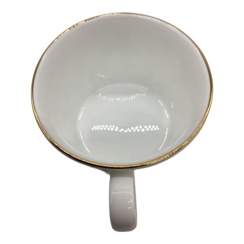 Wedgwood (ウェッジウッド) カップ&ソーサー ▲ ワイルドストロベリー