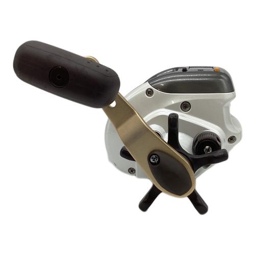 SHIMANO (シマノ) 小船2000 両軸リール リール RFR422000