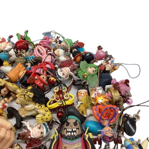 ONE PIECE (ワンピース) アニメグッズ 50個セット