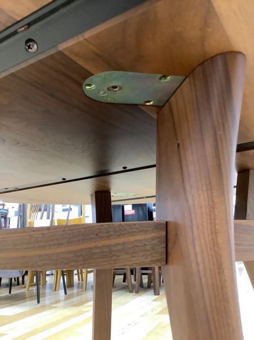 HIRASHIMA (ヒラシマ) ダイニングテーブル ＠ 46 ブラウン AGILE Circle Dining Table