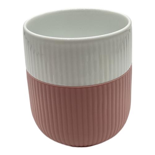 ROYAL COPENHAGEN (ロイヤル・コペンハーゲン) コントラストマグ ホワイト×ピンク フルーテッド・コントラスト