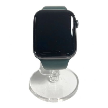 Apple (アップル) Apple Watch Series 6 44MM ALUMINUM&CERAMICCASE A2376 ケースサイズ:44㎜  バッテリー:Bランク(80%) 程度:Bランク（本体のみ） GY6DG3NRQ1YC｜トレファクONLINE